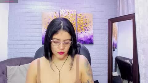    online show from March 8, 11:58 am