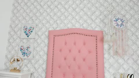 Snapshot of sara__williams chatting on January 15, 3:22 am Sara online show from January 15, 3:22 am