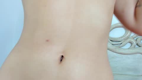 Snapshot of sara__williams chatting on September 9, 3:39 am Sara online show from September 9, 3:39 am