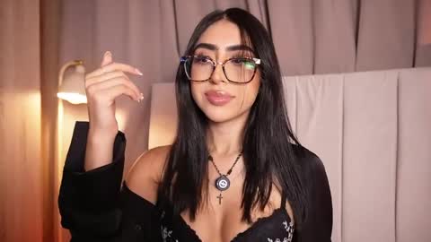 Snapshot of sara_albrecht chatting on May 14, 12:06 am Sara online show from May 14, 12:06 am