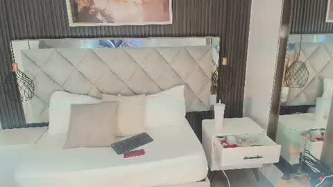 Snapshot of sara_channel_ chatting on July 20, 4:20 pm SARA online show from July 20, 4:20 pm