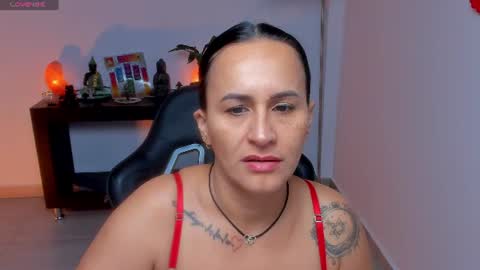   online show from July 4, 10:54 am