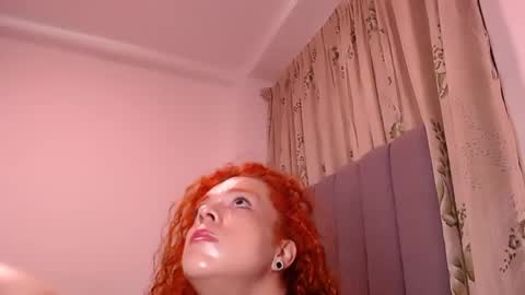 sara_johnson__ online show from April 23, 10:14 am