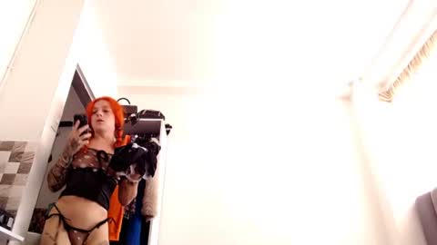 Snapshot of sara_johnson__ chatting on July 16, 2:45 pm sara_johnson__ online show from July 16, 2:45 pm