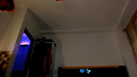 Snapshot of sara_johnson__ chatting on July 24, 2:53 am sara_johnson__ online show from July 24, 2:53 am