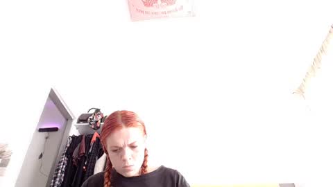 Snapshot of sara_johnson__ chatting on July 25, 6:49 pm sara_johnson__ online show from July 25, 6:49 pm