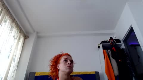 Snapshot of sara_johnson__ chatting on July 26, 3:30 pm sara_johnson__ online show from July 26, 3:30 pm