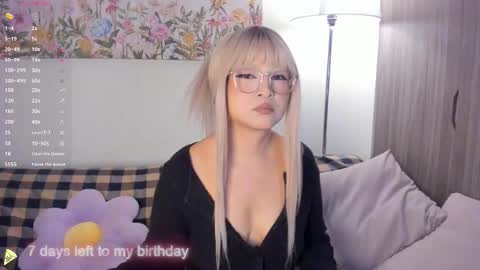 Sara  new account  give me thomb up  Follow me   help me reach 15k followers again   online show from March 7, 10:07 pm