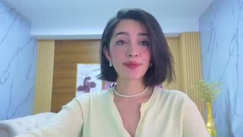 Sara  online show from June 24, 1:54 pm