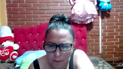 Sara love online show from May 30, 7:49 am