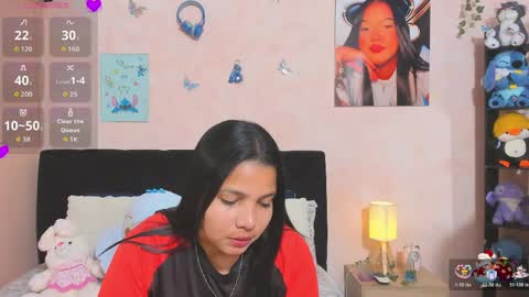 Sara Mendez online show from May 2, 12:04 am