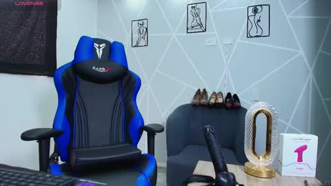 Snapshot of sara_moon3 chatting on February 10, 5:30 pm Sara online show from February 10, 5:30 pm