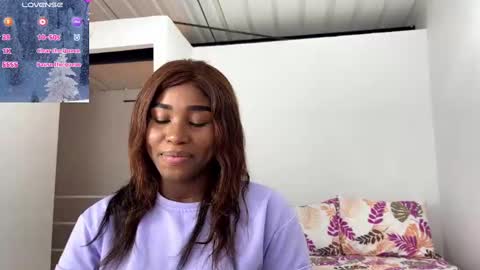 Sara online show from December 6, 10:08 pm