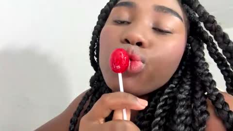 Sara online show from November 18, 2:17 am