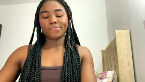 Snapshot of sara_muscle chatting on May 31, 12:41 am Sara online show from May 31, 12:41 am