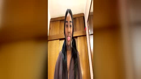 Snapshot of sara_muscle chatting on June 14, 4:58 am Sara online show from June 14, 4:58 am