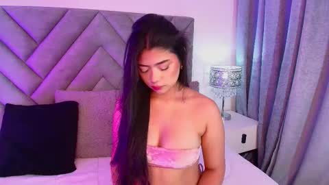 sara_owens7 online show from November 11, 1:38 am
