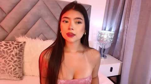 sara_owens7 online show from February 10, 1:21 am