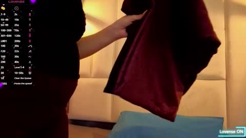 Sara online show from March 14, 11:37 am