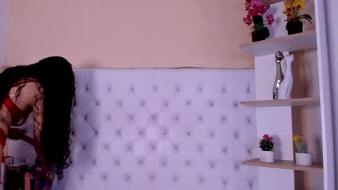 Snapshot of sara_salgado chatting on September 11, 11:10 am sara_salgado online show from September 11, 11:10 am