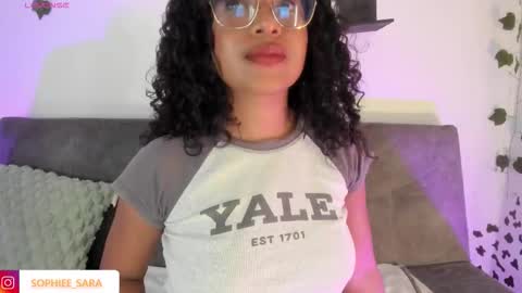 Snapshot of sara_sophiee chatting on September 15, 5:13 pm sara sofia online show from September 15, 5:13 pm
