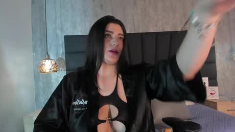 Snapshot of sara_stone17 chatting on February 24, 2:26 pm  -  online show from February 24, 2:26 pm