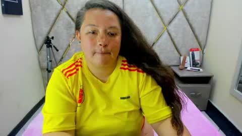Snapshot of sara_thonson_ chatting on July 3, 6:58 pm sara_thonson_ online show from July 3, 6:58 pm