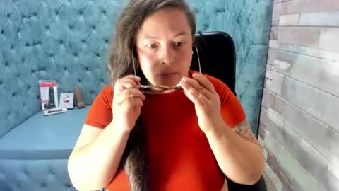 Snapshot of sara_thonson_ chatting on July 11, 4:26 am sara_thonson_ online show from July 11, 4:26 am
