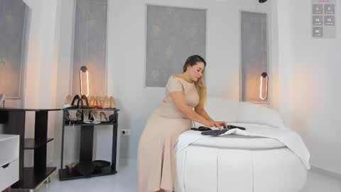 Saraa Gomez online show from February 18, 3:41 pm