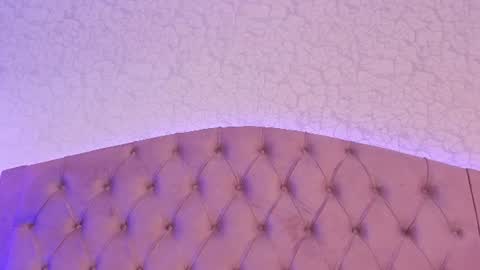 Snapshot of saraa_joness_ chatting on June 23, 7:12 pm Sara online show from June 23, 7:12 pm