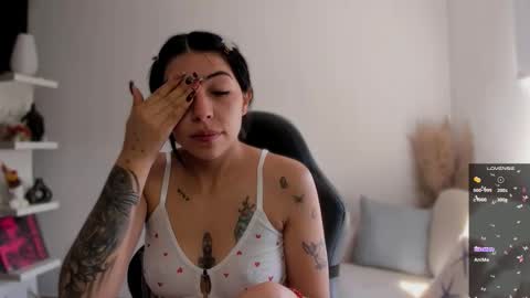 Sara online show from December 21, 4:36 pm