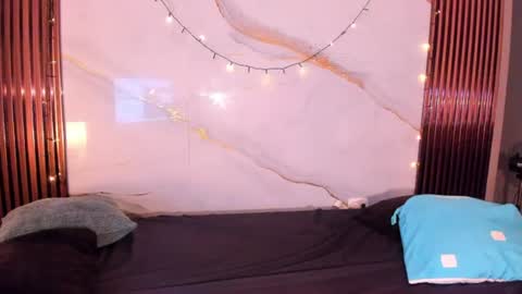 Snapshot of saraapril_1 chatting on July 28, 8:52 pm SARAHGIL online show from July 28, 8:52 pm