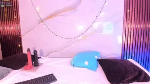 Snapshot of saraapril_1 chatting on August 2, 6:56 am SARAHGIL online show from August 2, 6:56 am