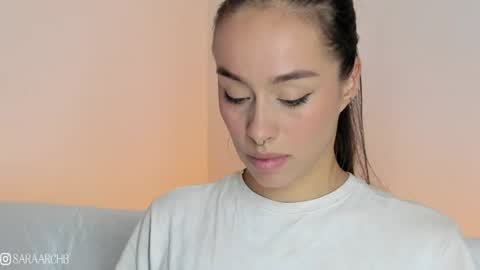 Snapshot of saraarchbould chatting on June 22, 1:29 am Sara online show from June 22, 1:29 am