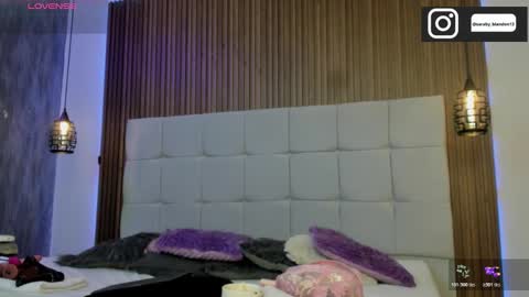   online show from February 3, 10:31 am