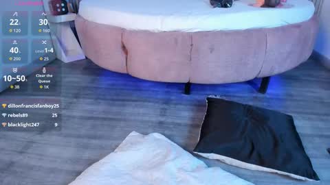 Sara Cooper online show from February 12, 4:07 am