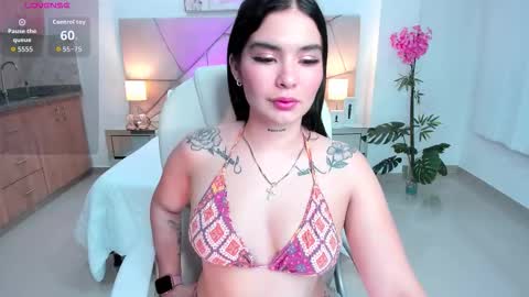 saracruz online show from February 12, 2:39 am