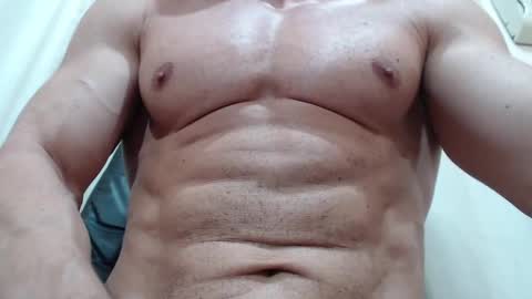 saradorj92 online show from October 13, 10:32 pm