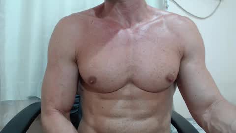 saradorj92 online show from November 23, 5:35 pm