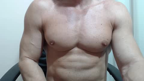 saradorj92 online show from February 21, 3:18 am