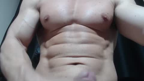 saradorj92 online show from July 30, 1:37 am