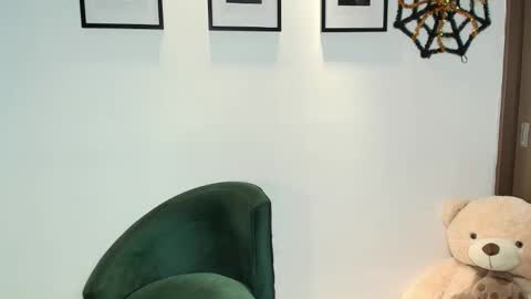 Snapshot of saraevil chatting on November 11, 4:56 am Sara online show from November 11, 4:56 am