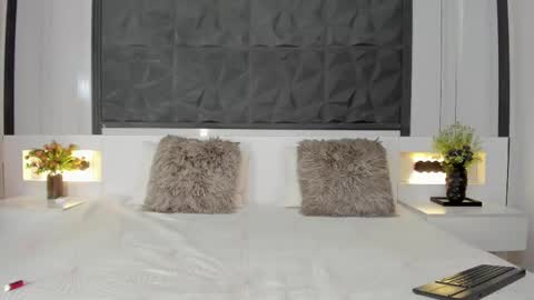 Snapshot of saragomez_1 chatting on November 21, 1:54 pm Sara Gomez online show from November 21, 1:54 pm