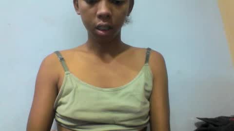 sarah146341 online show from February 10, 6:23 pm