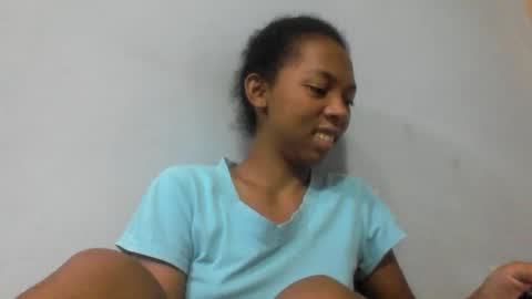 sarah146341 online show from February 18, 7:21 pm