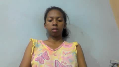 sarah146341 online show from May 8, 6:35 pm