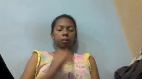 sarah146341 online show from May 11, 6:38 pm