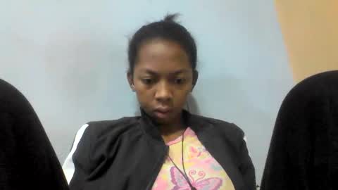 sarah146341 online show from May 13, 5:05 am