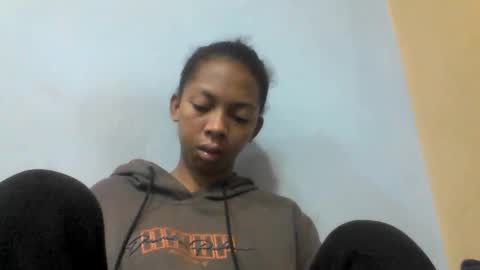 sarah146341 online show from May 14, 4:52 am