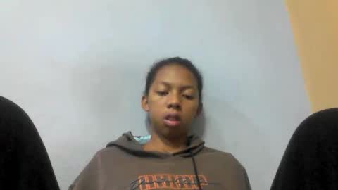 sarah146341 online show from May 16, 5:04 am